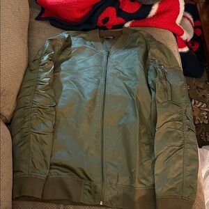 Elwood Men’s Olive Green Bomber Jacket, Size Medium
